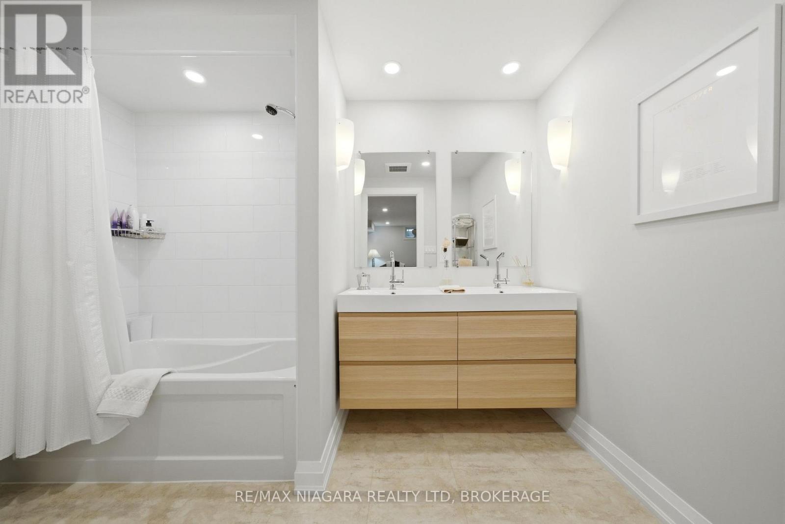 21 - 141 Welland Vale Road, St. Catharines, Ontario  L2S 3S7 - Photo 28 - X13131898