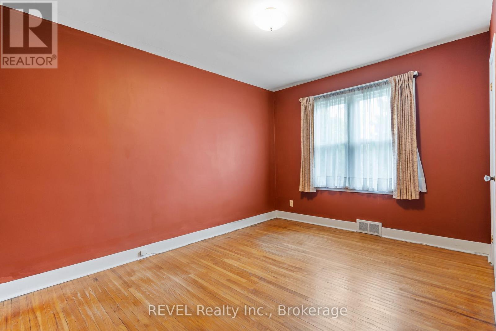 18 Nickerson Avenue, St. Catharines, Ontario  L2N 3M2 - Photo 15 - X13131924