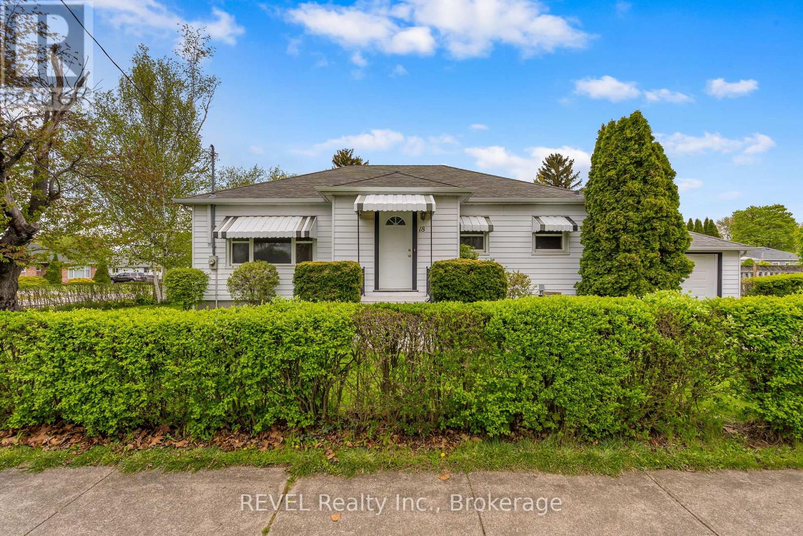 18 Nickerson Avenue, St. Catharines, Ontario  L2N 3M2 - Photo 2 - X13131924