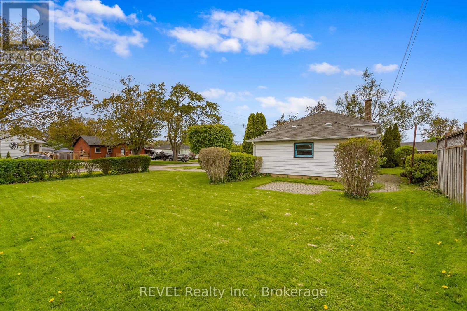 18 Nickerson Avenue, St. Catharines, Ontario  L2N 3M2 - Photo 8 - X13131924