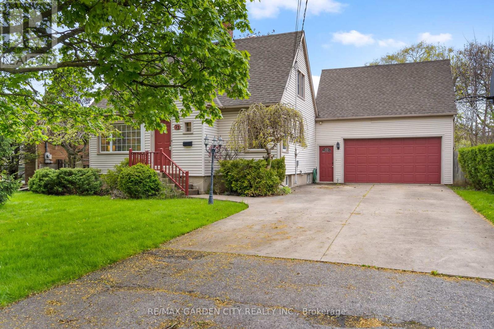 23 Northdale Drive, St. Catharines, Ontario  L2M 3N8 - Photo 2 - X13131964