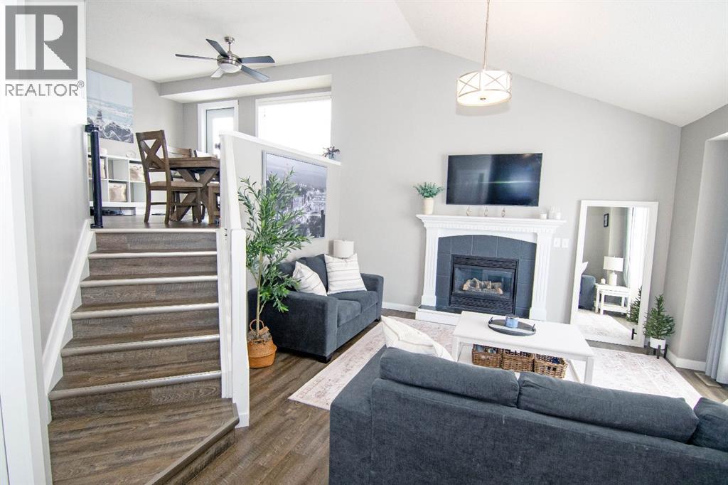 404 18 Street SE, High River, Alberta  T1V 1W3 - Photo 5 - A2295709