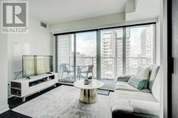 1705 - 19 Bathurst Street, Toronto, Ontario M5V 2P1 - Photo 6 - C13131842