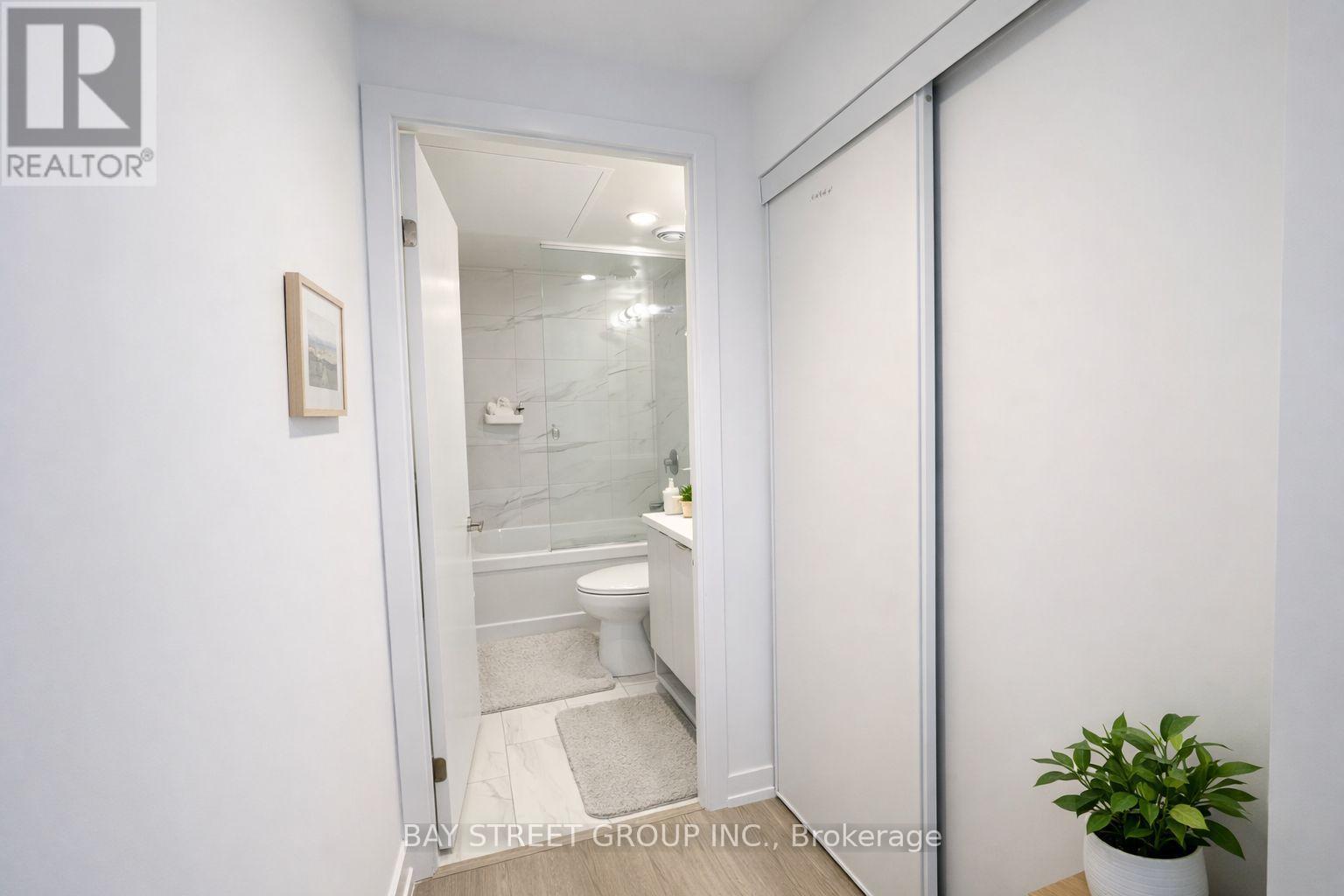 7112 - 55 Cooper Street, Toronto, Ontario  M5E 0G1 - Photo 8 - C13131888