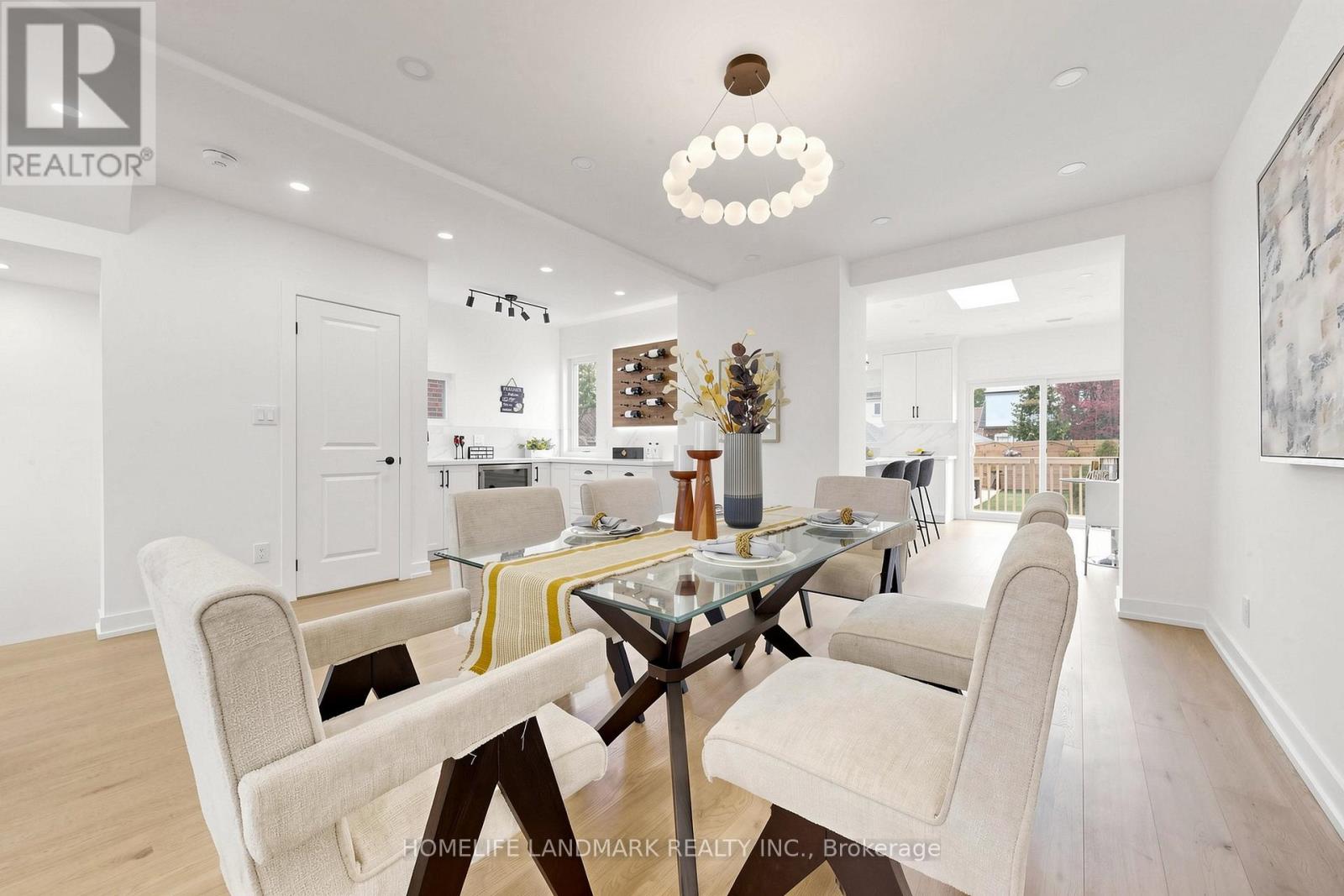 55 Chilton Road, Toronto, Ontario  M4J 3C7 - Photo 4 - E13131892