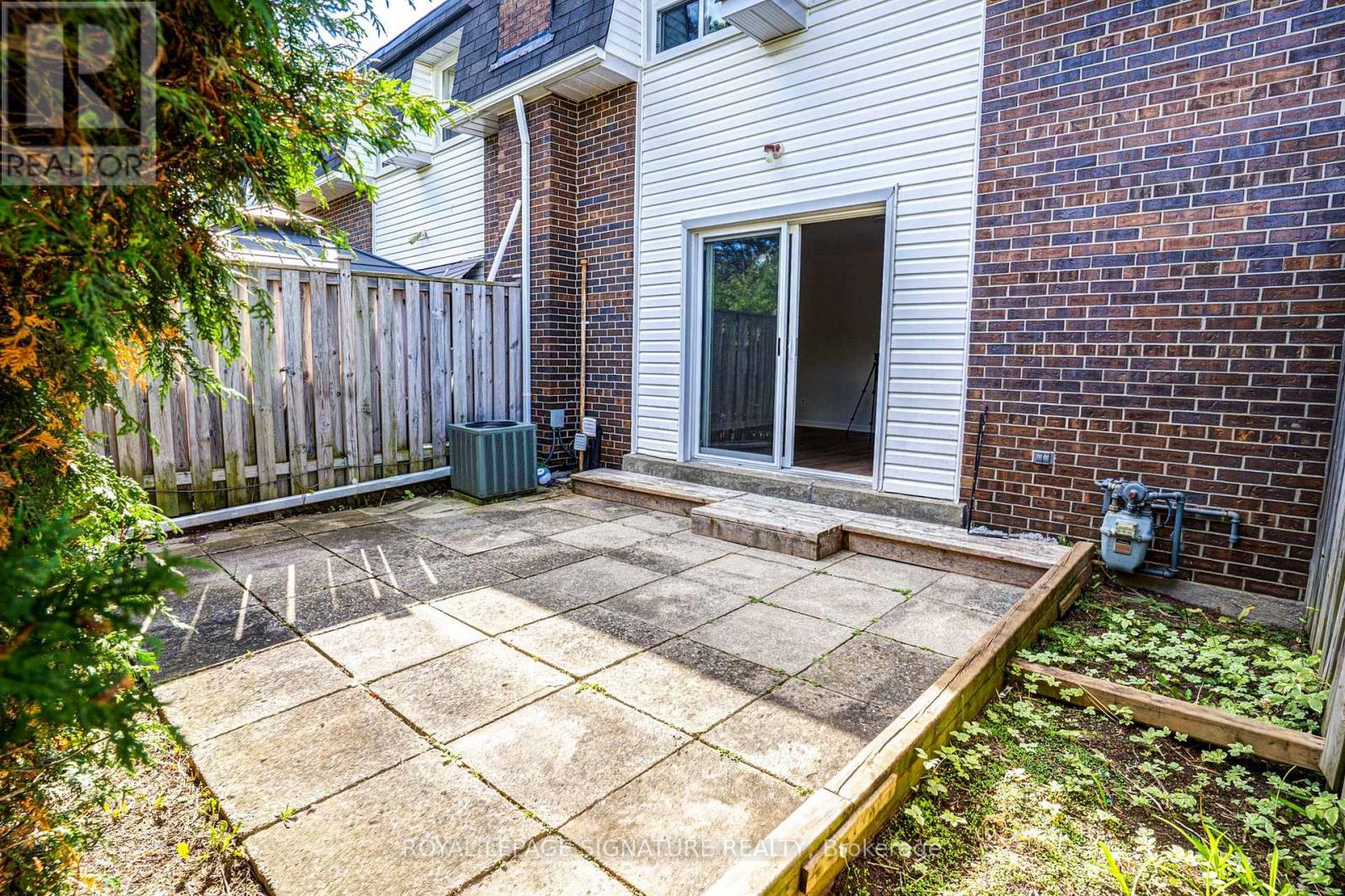 122 Purpledusk Trail, Toronto, Ontario  M1E 4E1 - Photo 10 - E13131912