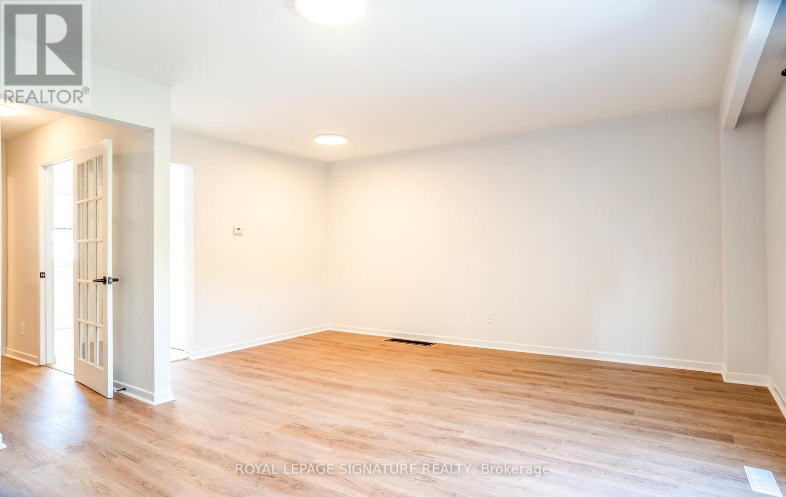 122 Purpledusk Trail, Toronto, Ontario  M1E 4E1 - Photo 2 - E13131912