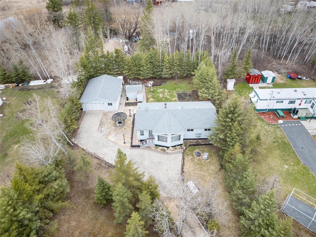 16 Harding Crescent, Lac Du Bonnet Rm, Manitoba  R0E 1A0 - Photo 2 - 202610048