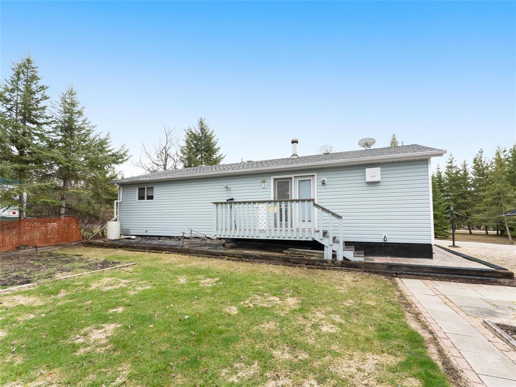 16 Harding Crescent, Lac Du Bonnet Rm, Manitoba  R0E 1A0 - Photo 8 - 202610048