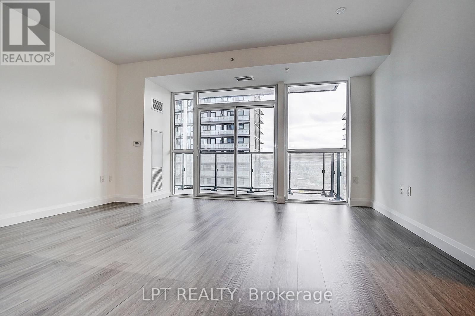 1601 - 75 Oneida Crescent, Richmond Hill, Ontario  L4B 0H3 - Photo 21 - N13131826