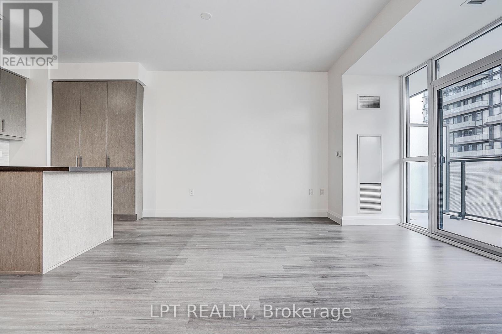 1601 - 75 Oneida Crescent, Richmond Hill, Ontario  L4B 0H3 - Photo 36 - N13131826