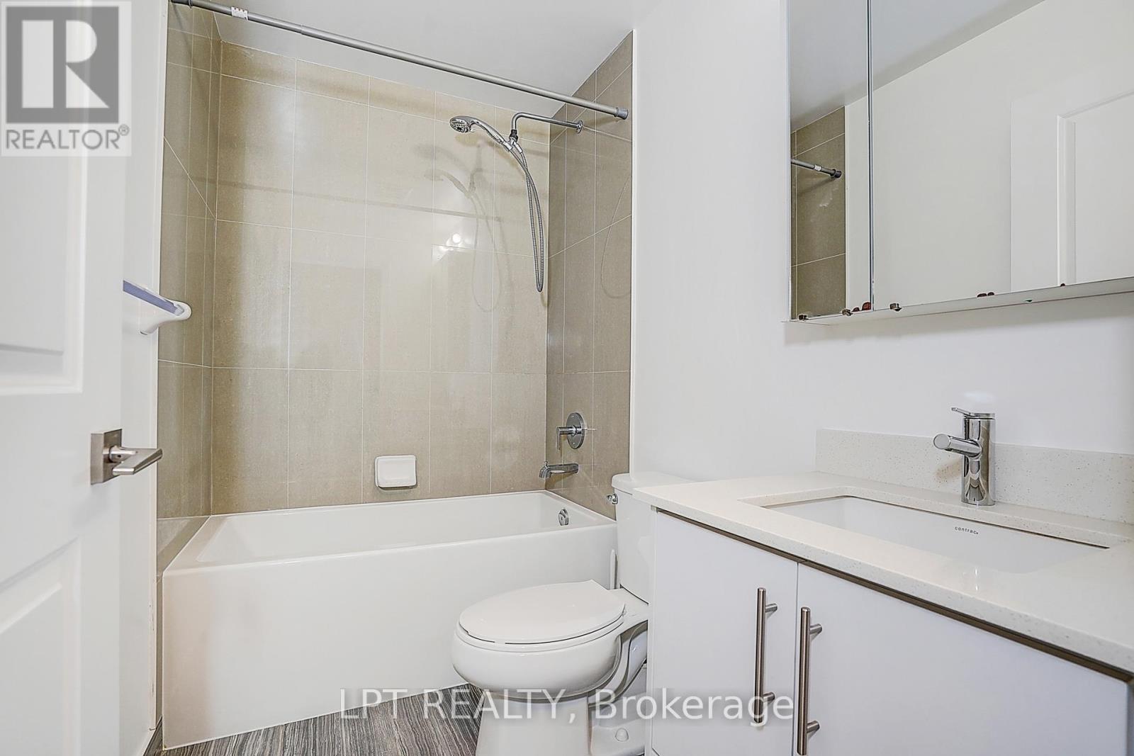 1601 - 75 Oneida Crescent, Richmond Hill, Ontario  L4B 0H3 - Photo 38 - N13131826
