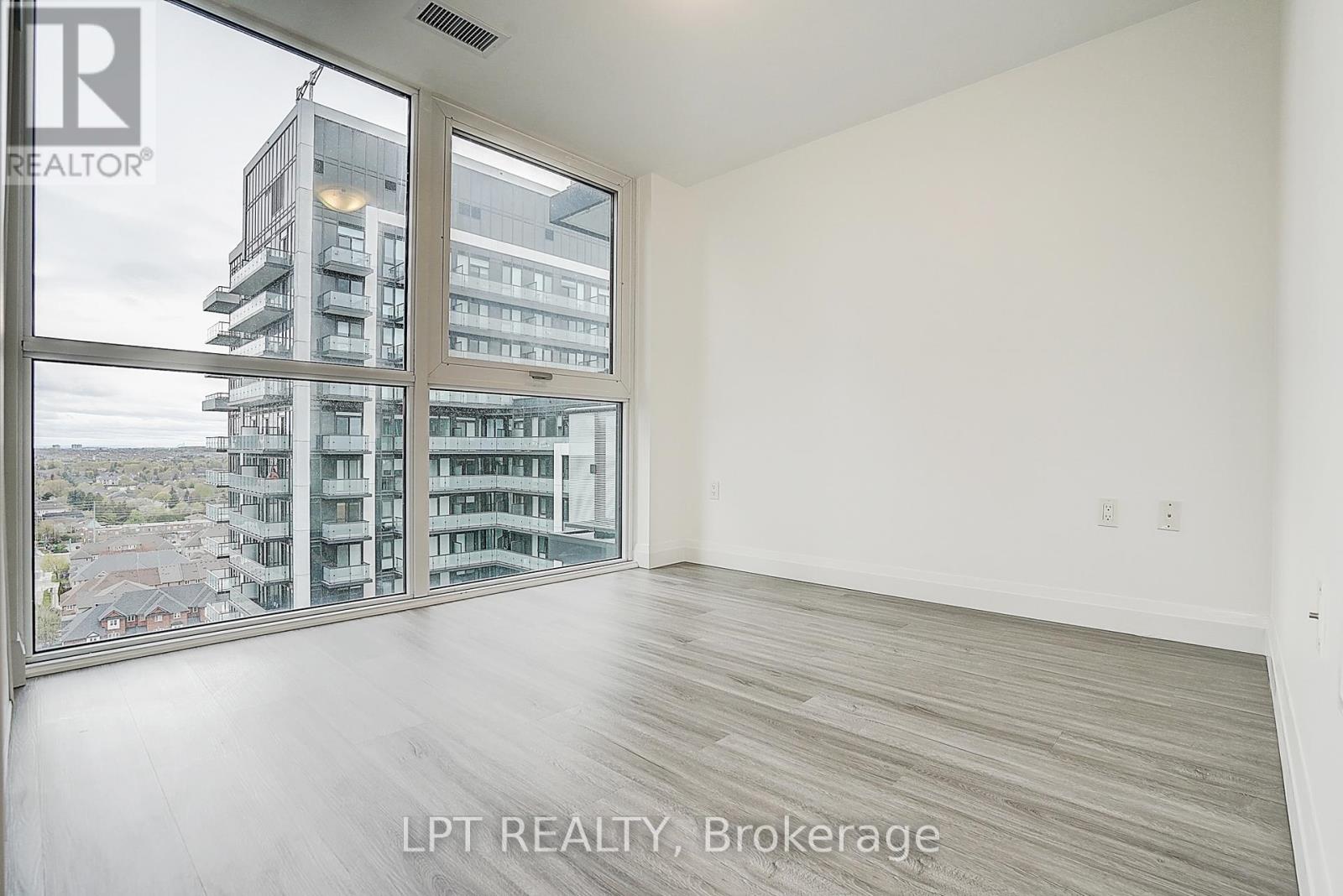 1601 - 75 Oneida Crescent, Richmond Hill, Ontario  L4B 0H3 - Photo 39 - N13131826