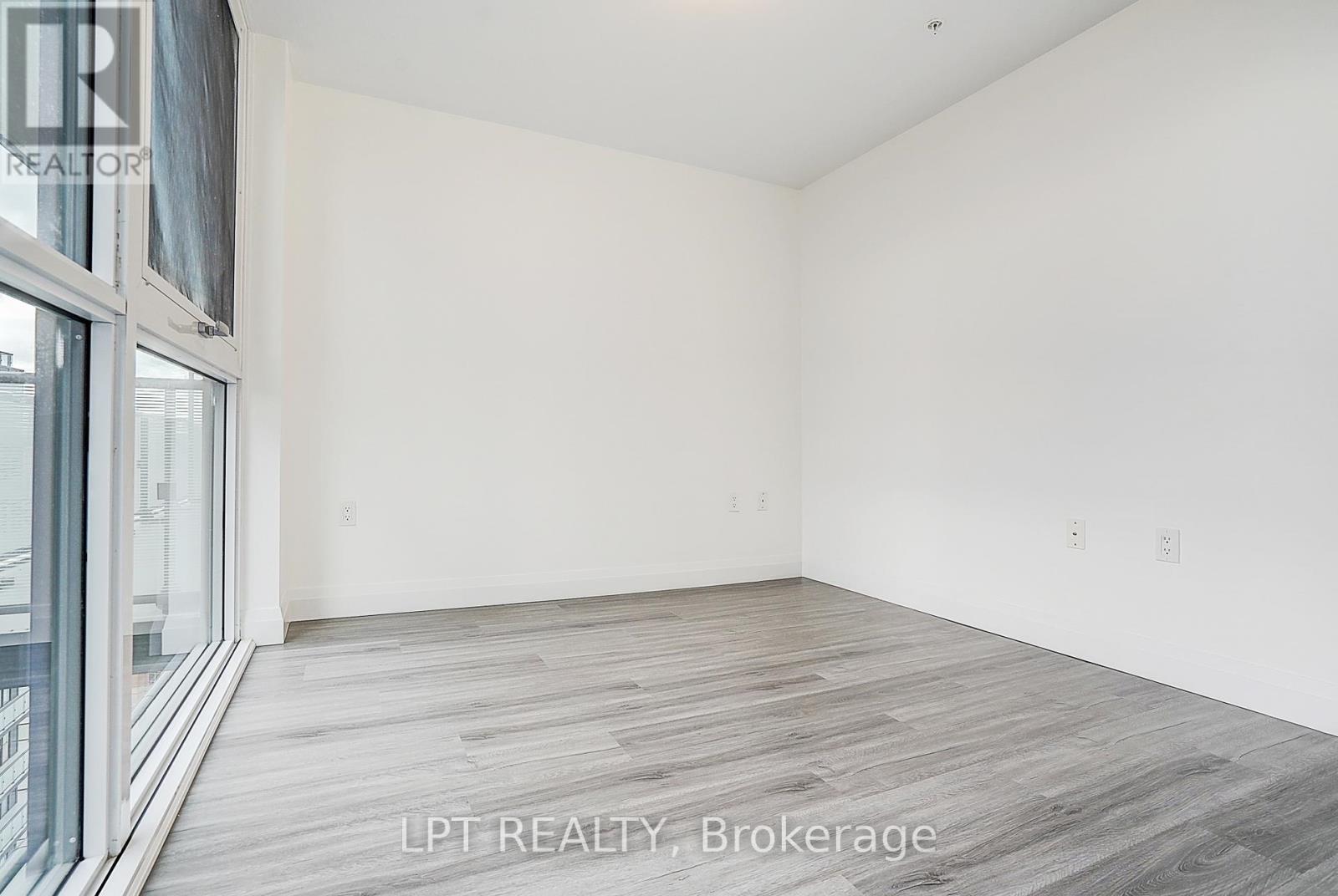 1601 - 75 Oneida Crescent, Richmond Hill, Ontario  L4B 0H3 - Photo 42 - N13131826