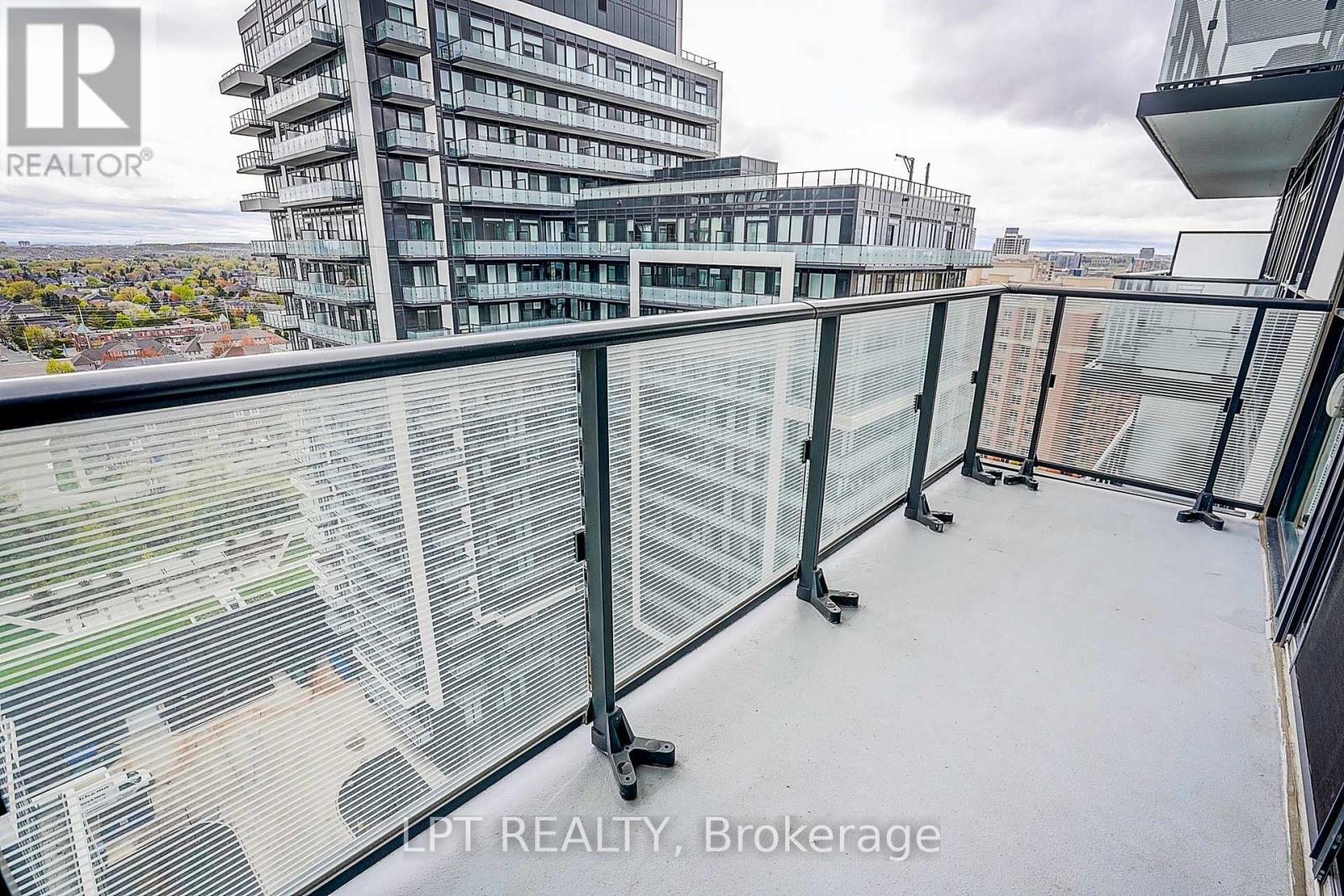 1601 - 75 Oneida Crescent, Richmond Hill, Ontario  L4B 0H3 - Photo 45 - N13131826