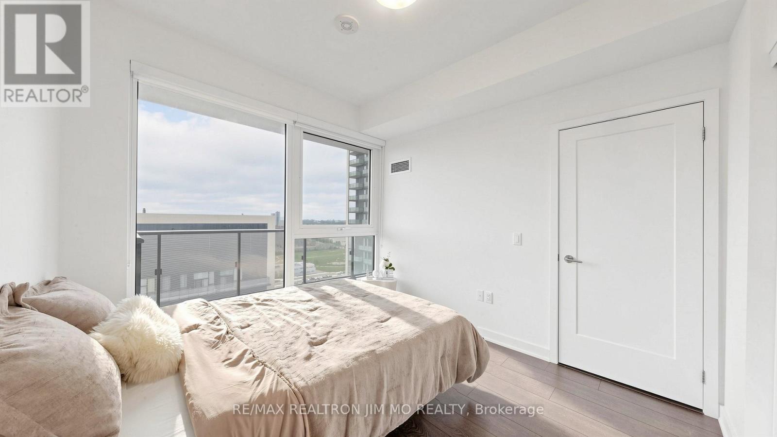 2304 - 95 Oneida Crescent, Richmond Hill, Ontario  L4B 0H5 - Photo 16 - N13131848