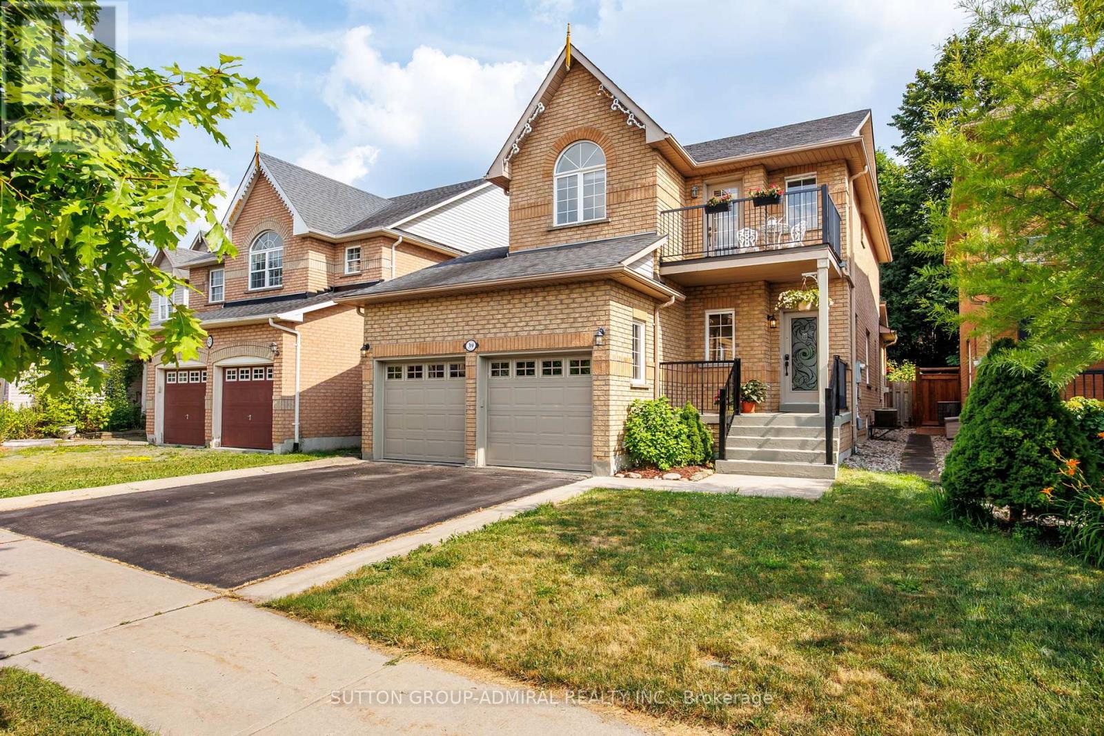 39 English Oak Drive, Richmond Hill, Ontario  L4E 3W2 - Photo 1 - N13131940