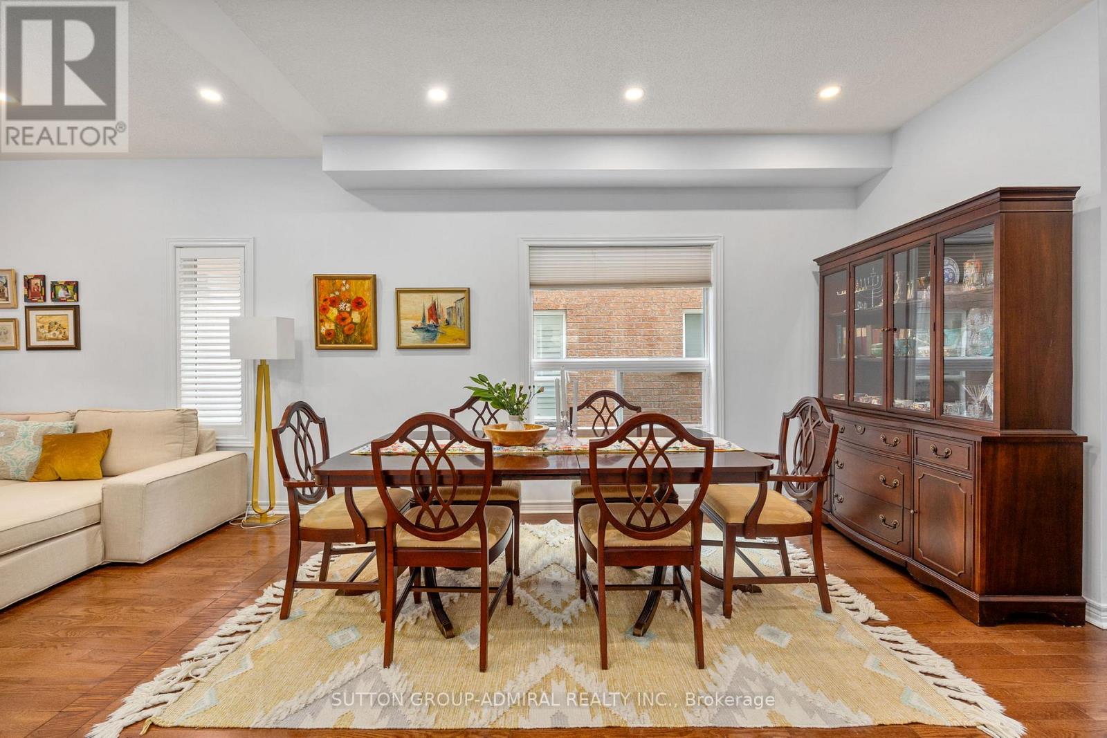 39 English Oak Drive, Richmond Hill, Ontario  L4E 3W2 - Photo 5 - N13131940