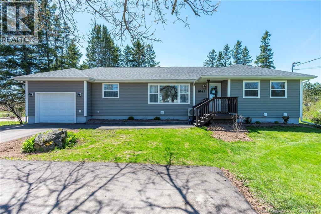 1042 Elmwood, moncton, New Brunswick