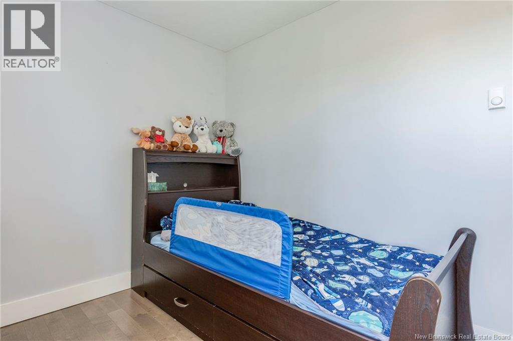 1042 Elmwood, Moncton, New Brunswick  E1H 2G9 - Photo 16 - NB139231