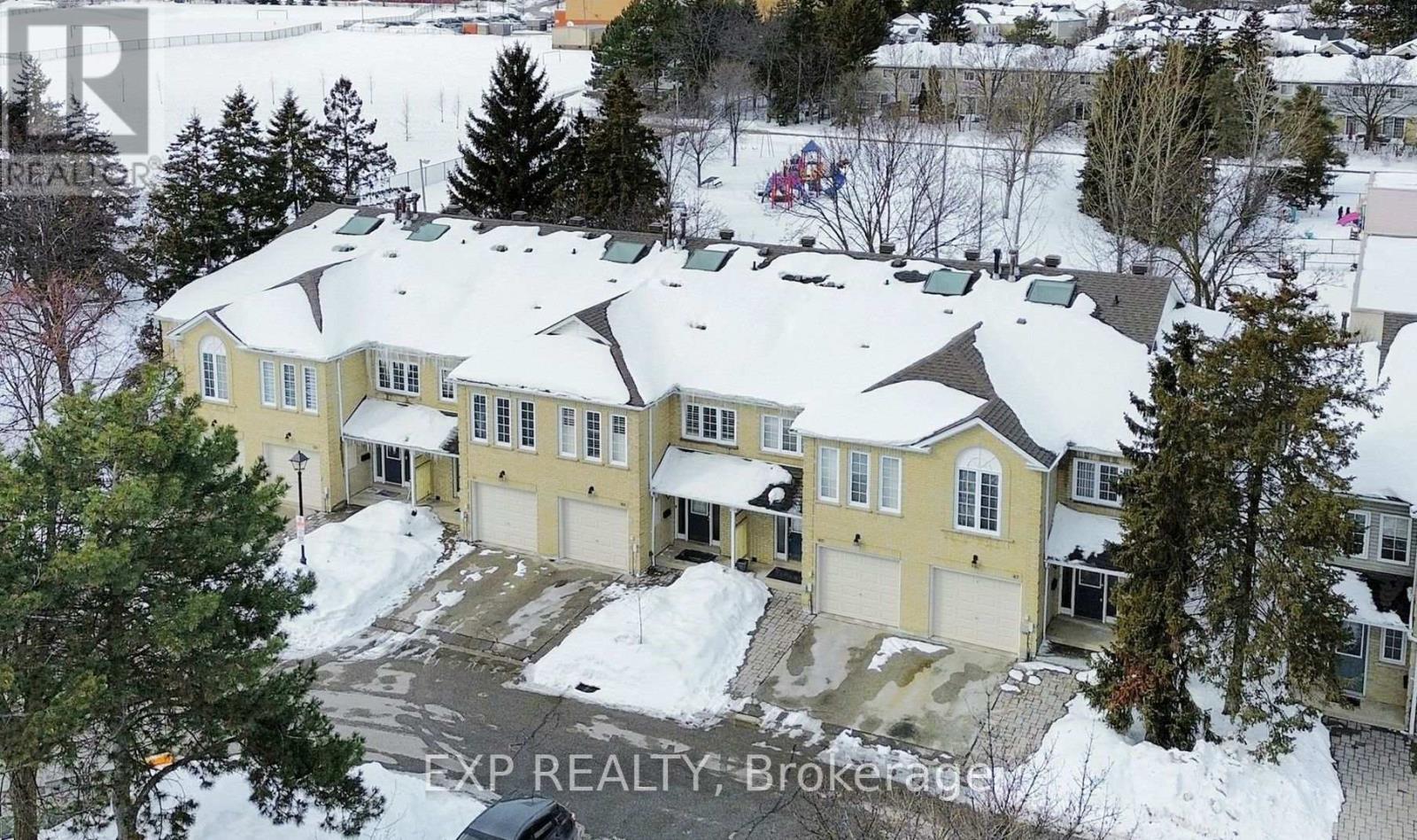 43 HARTNELL SQUARE, Brampton, Ontario