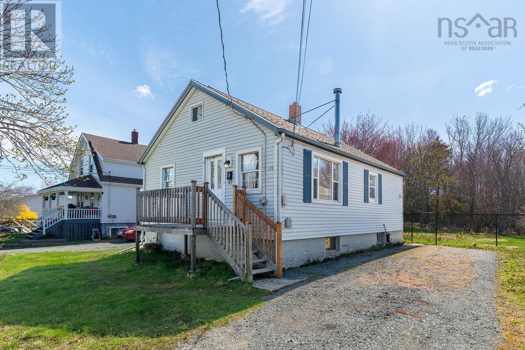 119 Howard Avenue, Eastern Passage, Nova Scotia  B3G 1M7 - Photo 10 - 202610978