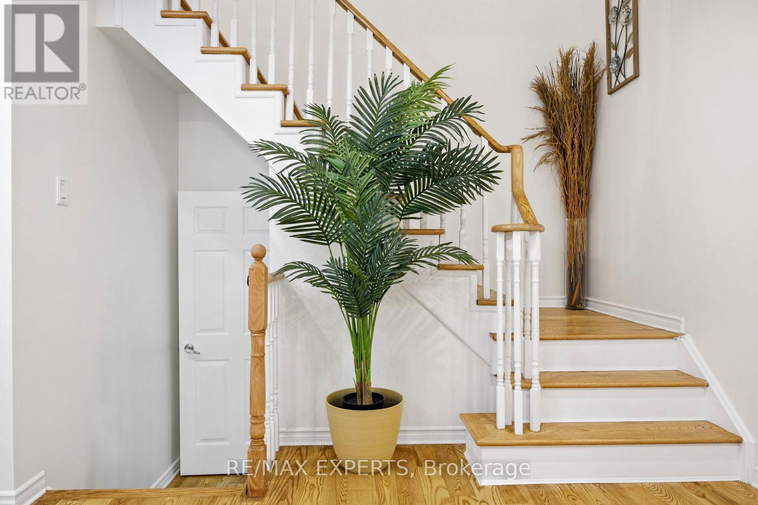 40 Dills Crescent, Milton, Ontario L9T 5P2 - Photo 13 - W13131830