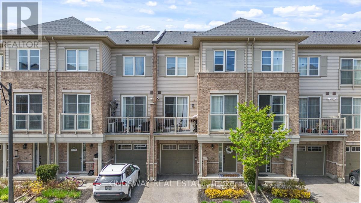 95 - 165 Hampshire Way, Milton, Ontario  L9T 8M7 - Photo 2 - W13131838