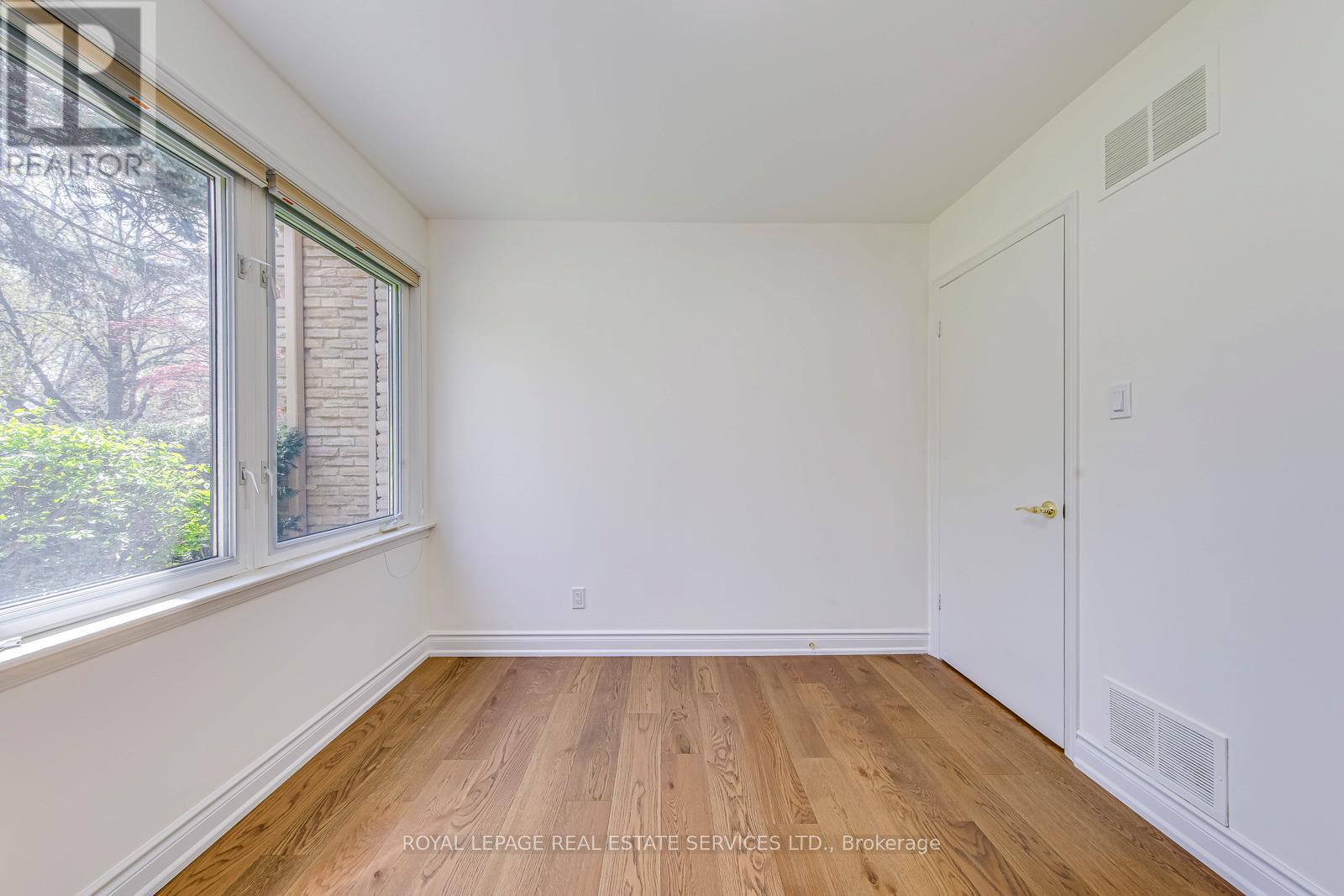 1463 Albion Avenue, Oakville, Ontario  L6J 5T3 - Photo 17 - W13131870