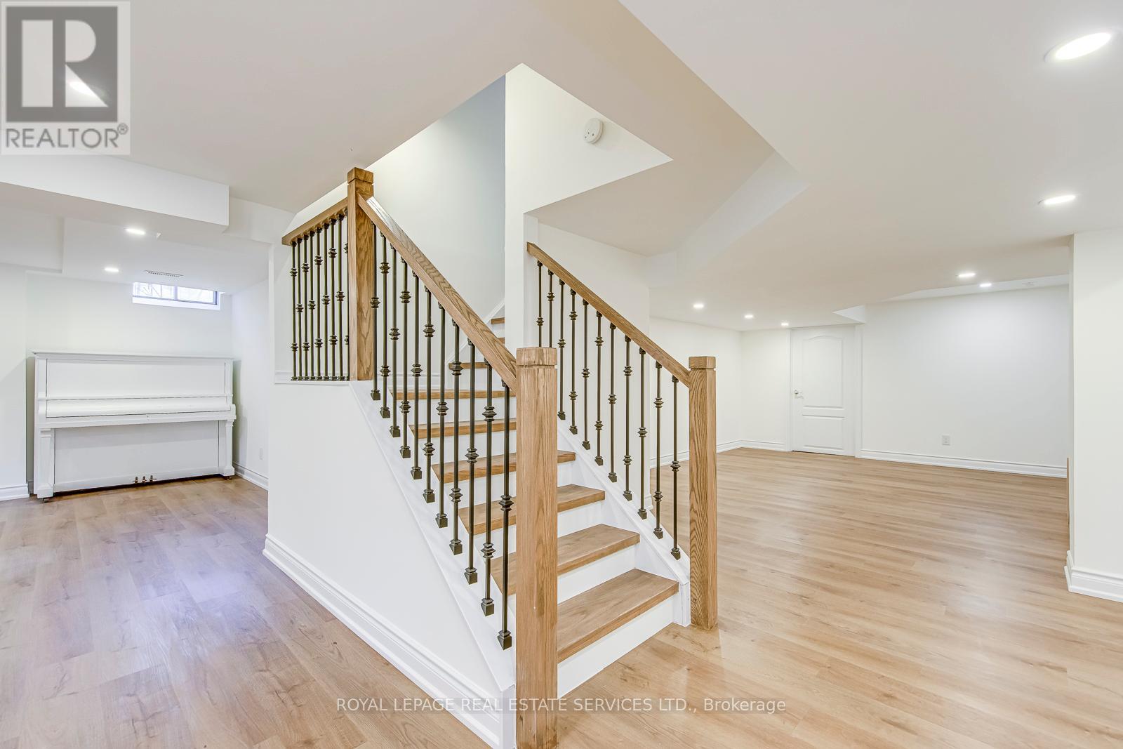 1463 Albion Avenue, Oakville, Ontario  L6J 5T3 - Photo 36 - W13131870