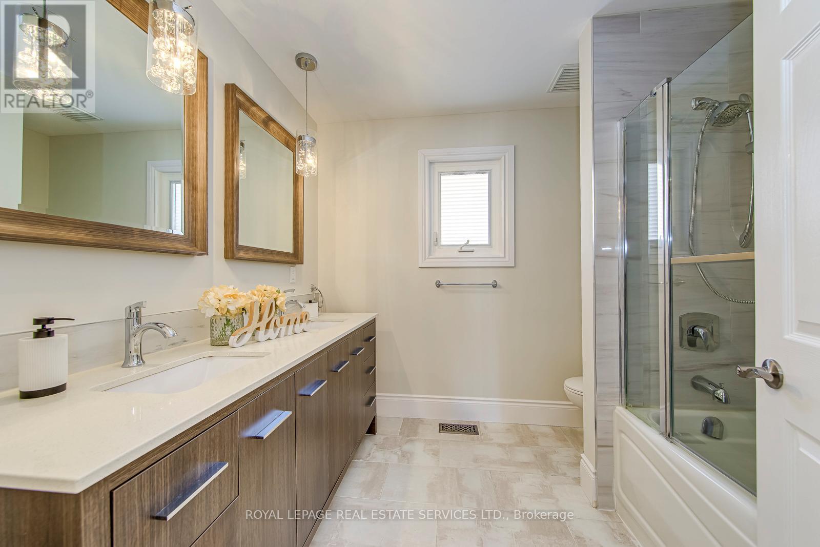 2200 Brays Lane, Oakville, Ontario  L6M 3J7 - Photo 38 - W13131872