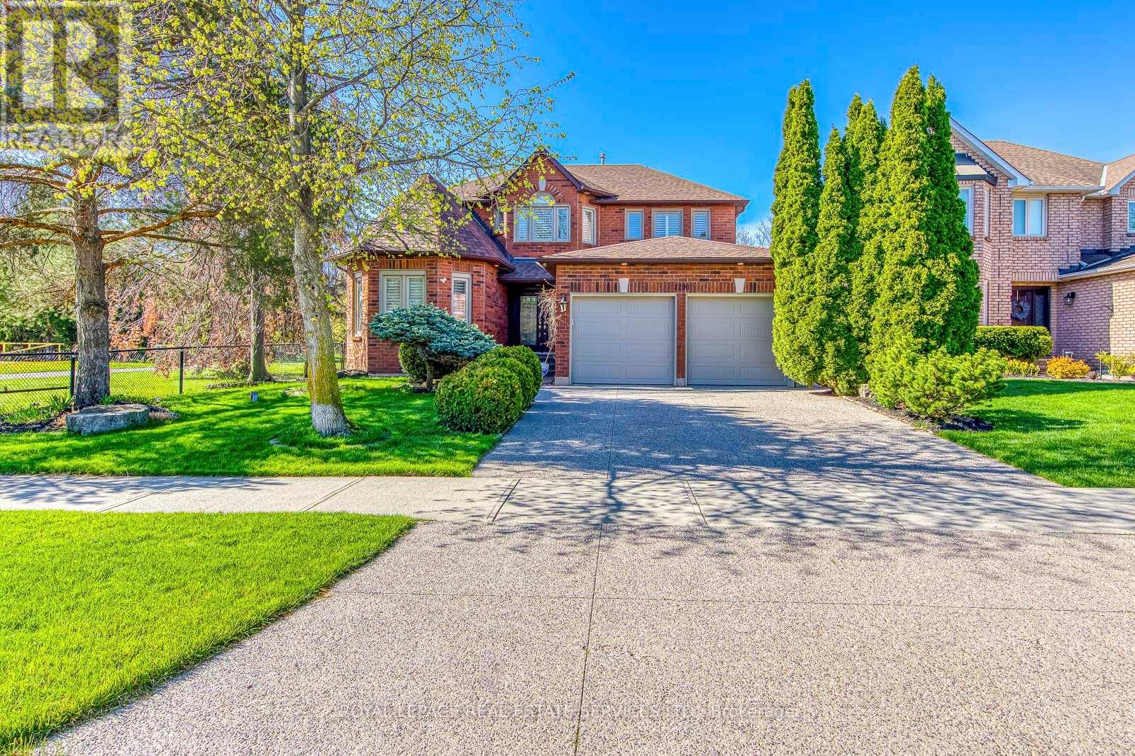 2200 Brays Lane, Oakville, Ontario  L6M 3J7 - Photo 4 - W13131872