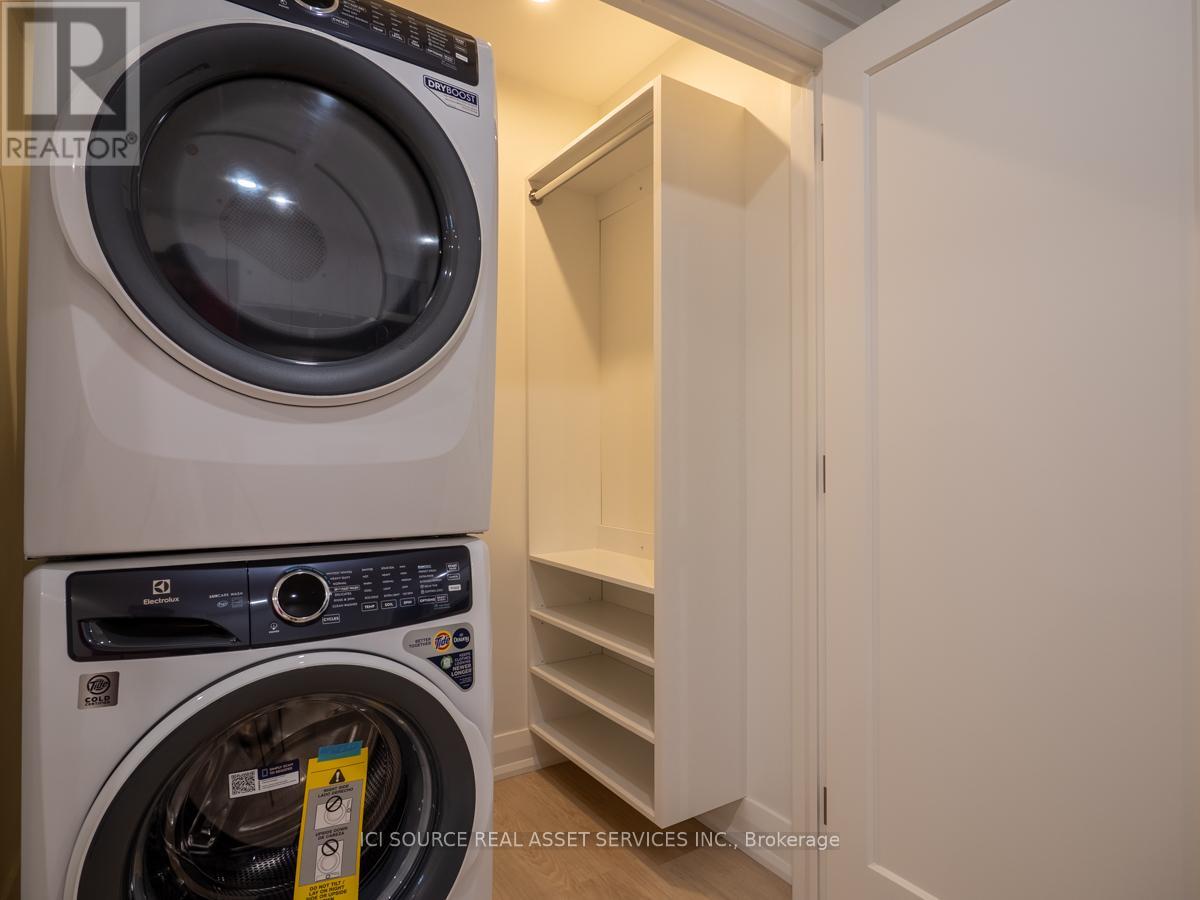 Unit C - 168 Annette Street, Toronto, Ontario  M6P 1P4 - Photo 4 - W13131910