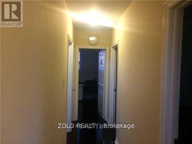 12 Quinby Court, Toronto, Ontario  M9V 2V3 - Photo 17 - W13131920