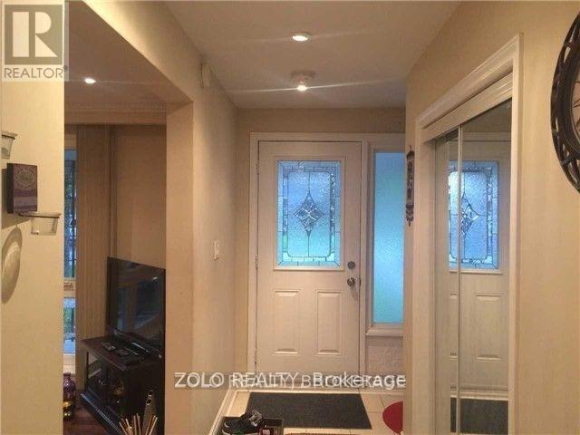 12 Quinby Court, Toronto, Ontario  M9V 2V3 - Photo 6 - W13131920