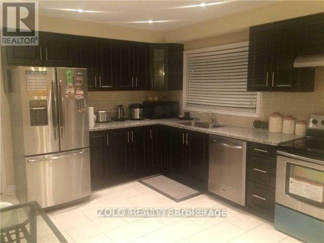12 Quinby Court, Toronto, Ontario  M9V 2V3 - Photo 9 - W13131920