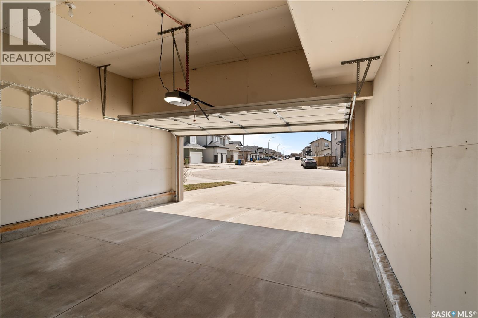 8814 Herman Crescent, Regina, Saskatchewan  S4Y 0B7 - Photo 36 - SK036039