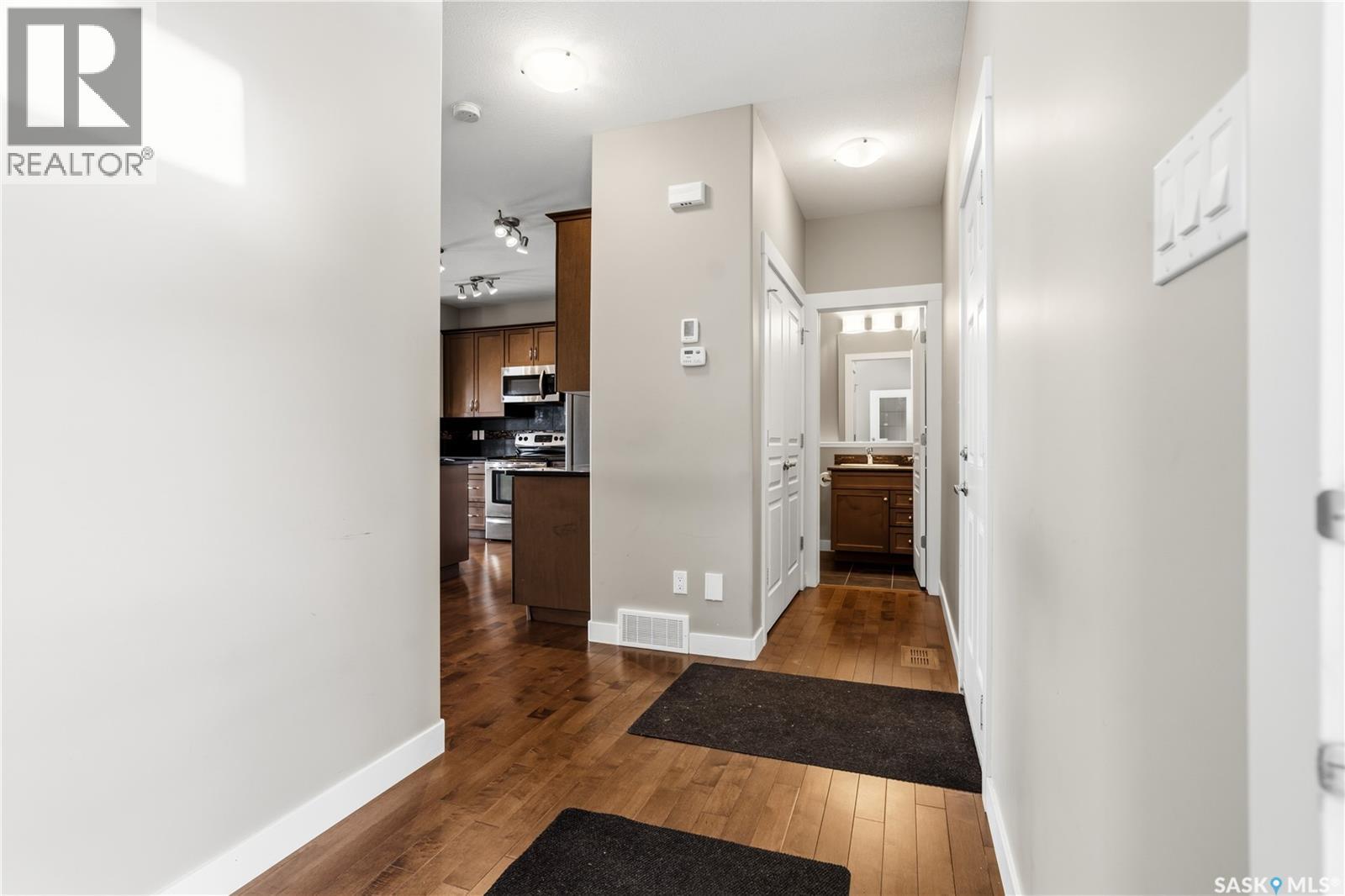 8814 Herman Crescent, Regina, Saskatchewan  S4Y 0B7 - Photo 4 - SK036039