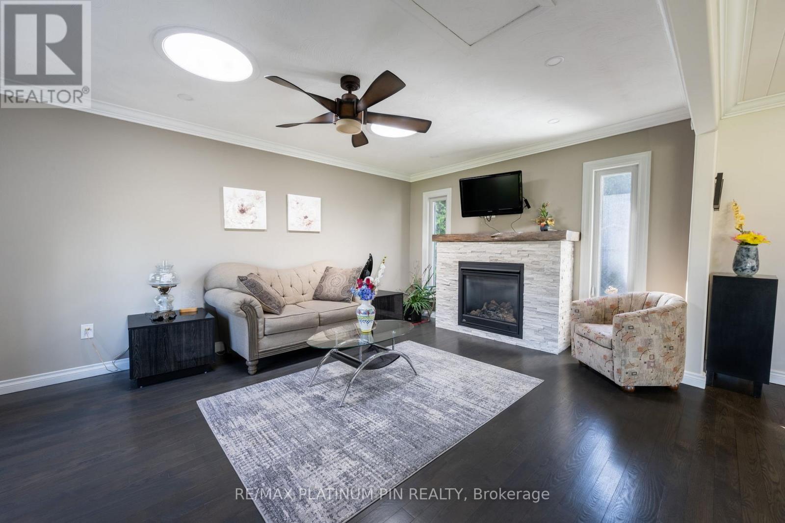 21 Longfield Drive, Kawartha Lakes, Ontario  L0A 1A0 - Photo 3 - X13131932