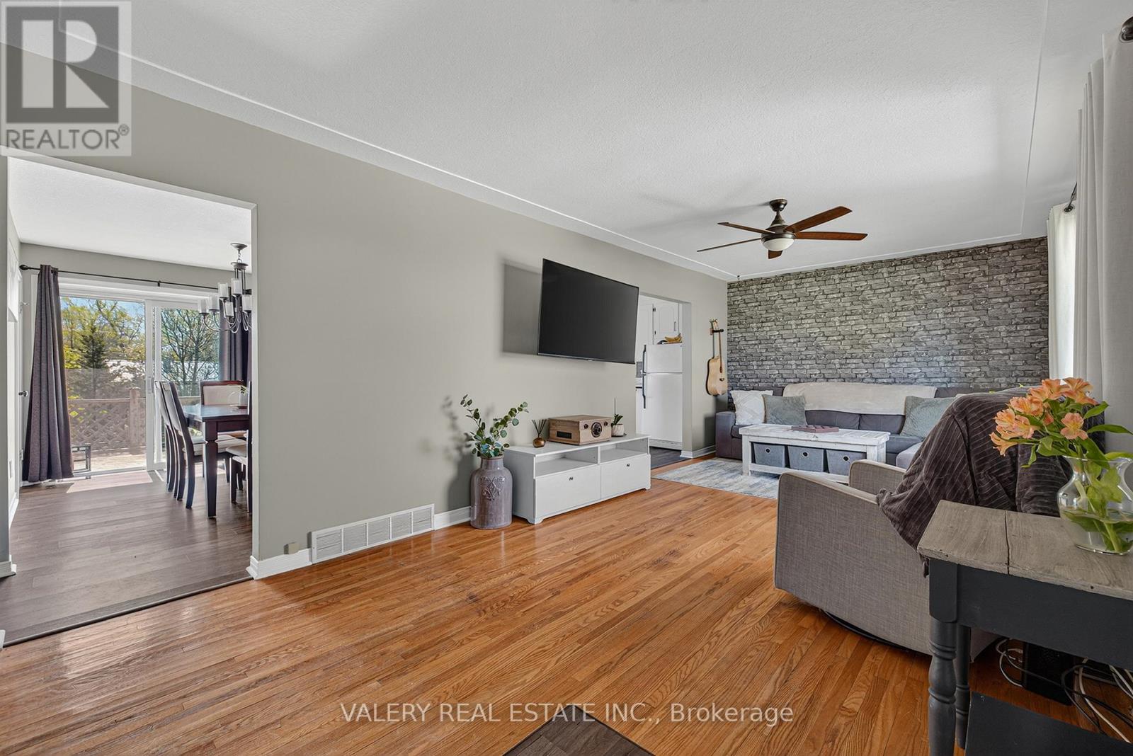 325 Grandview Avenue, Wilmot, Ontario  N3A 1L5 - Photo 3 - X13131956