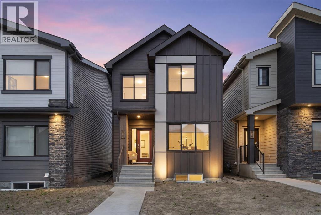 24 Heartwood Lane SE, calgary, Alberta