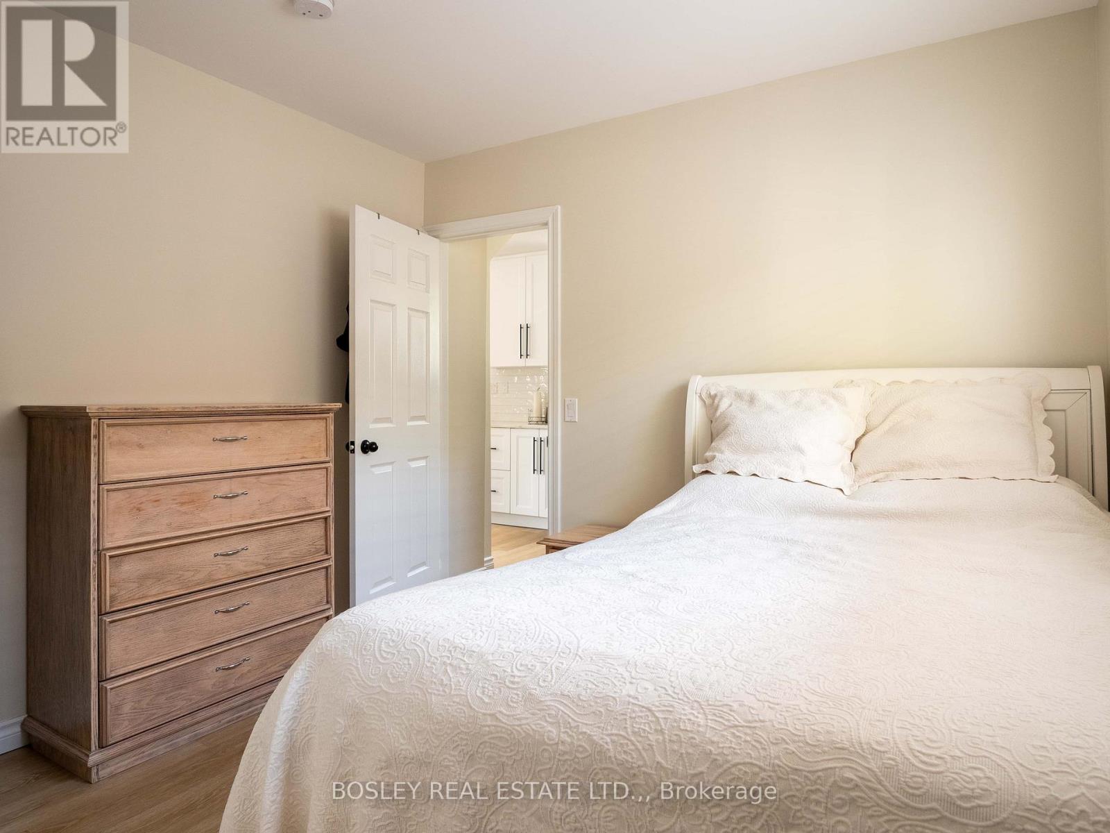 19 Water Street, St. Catharines, Ontario  L2R 4T6 - Photo 14 - X13132072