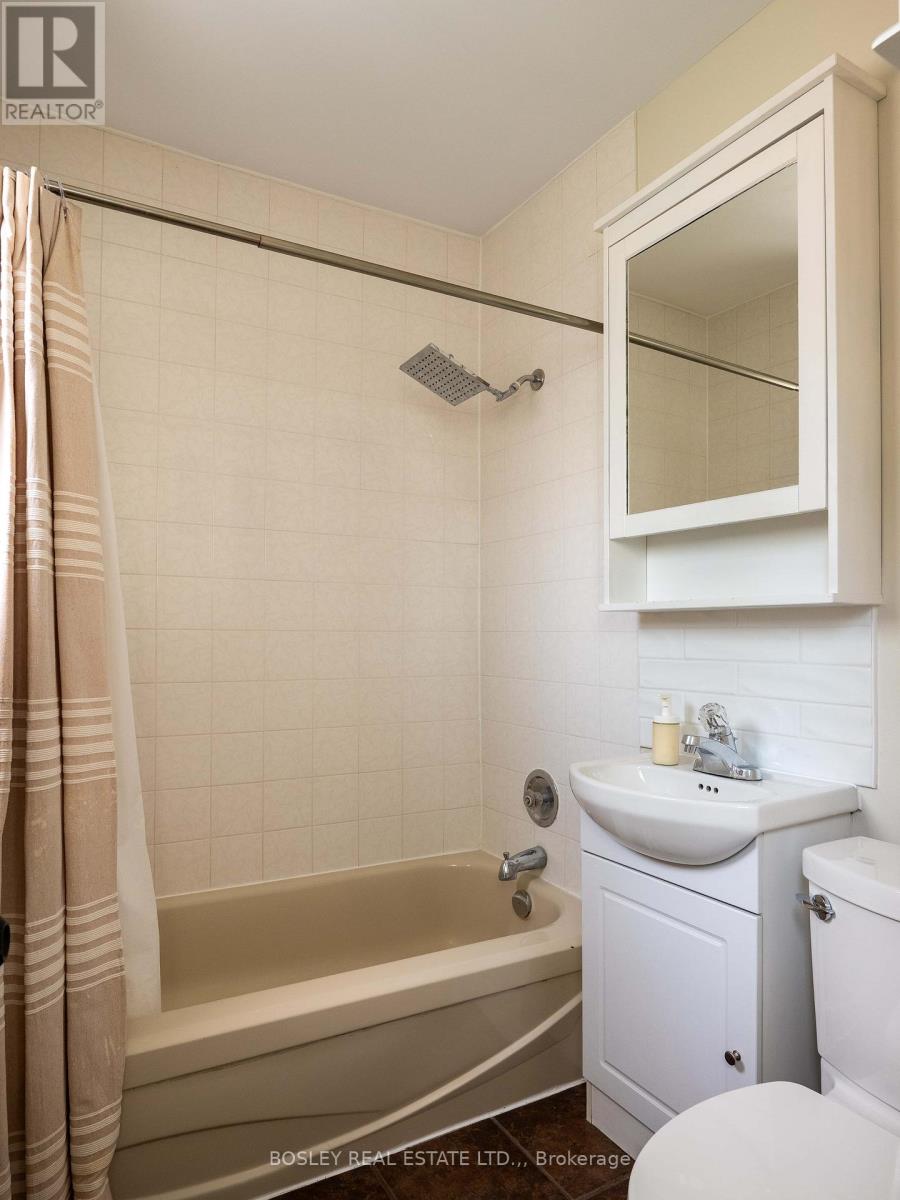 19 Water Street, St. Catharines, Ontario  L2R 4T6 - Photo 16 - X13132072
