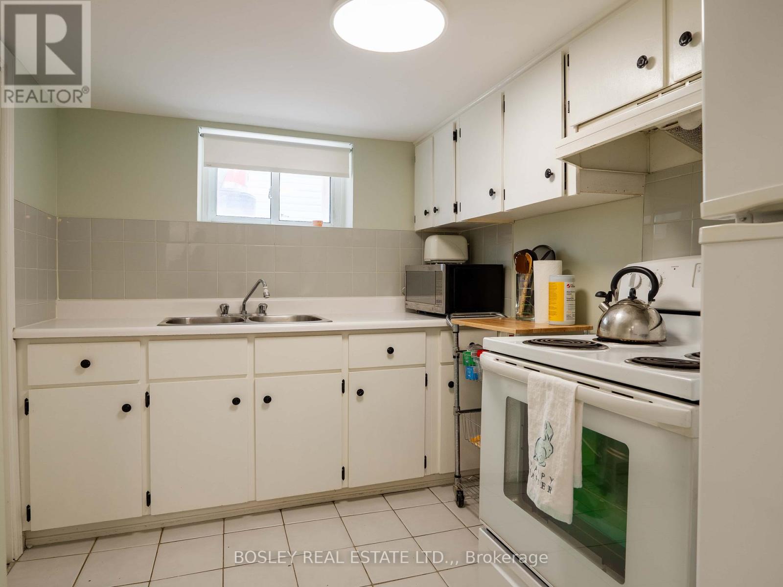 19 Water Street, St. Catharines, Ontario  L2R 4T6 - Photo 22 - X13132072