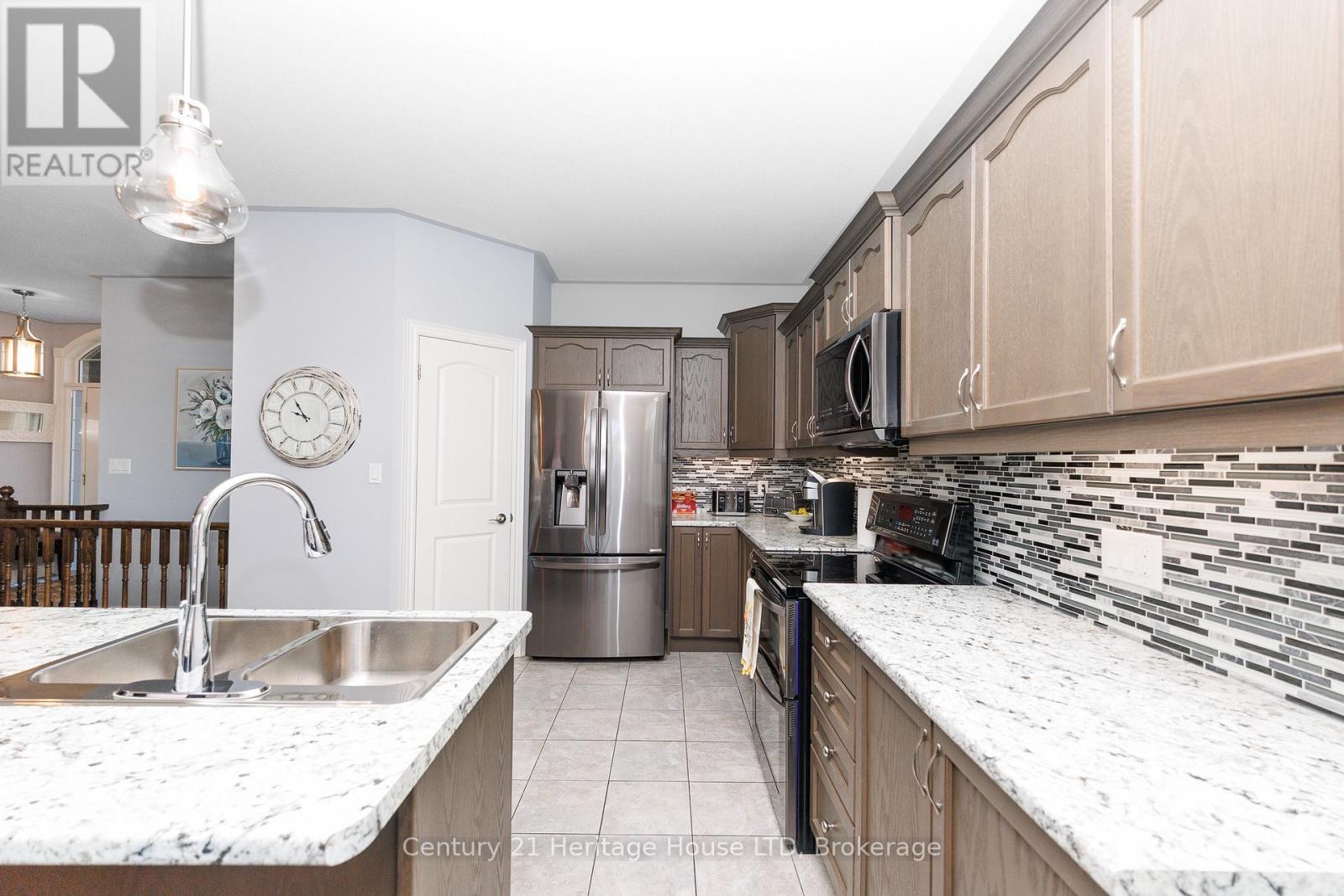 3989 Village Creek Drive, Fort Erie, Ontario  L0S 1S0 - Photo 16 - X13132082