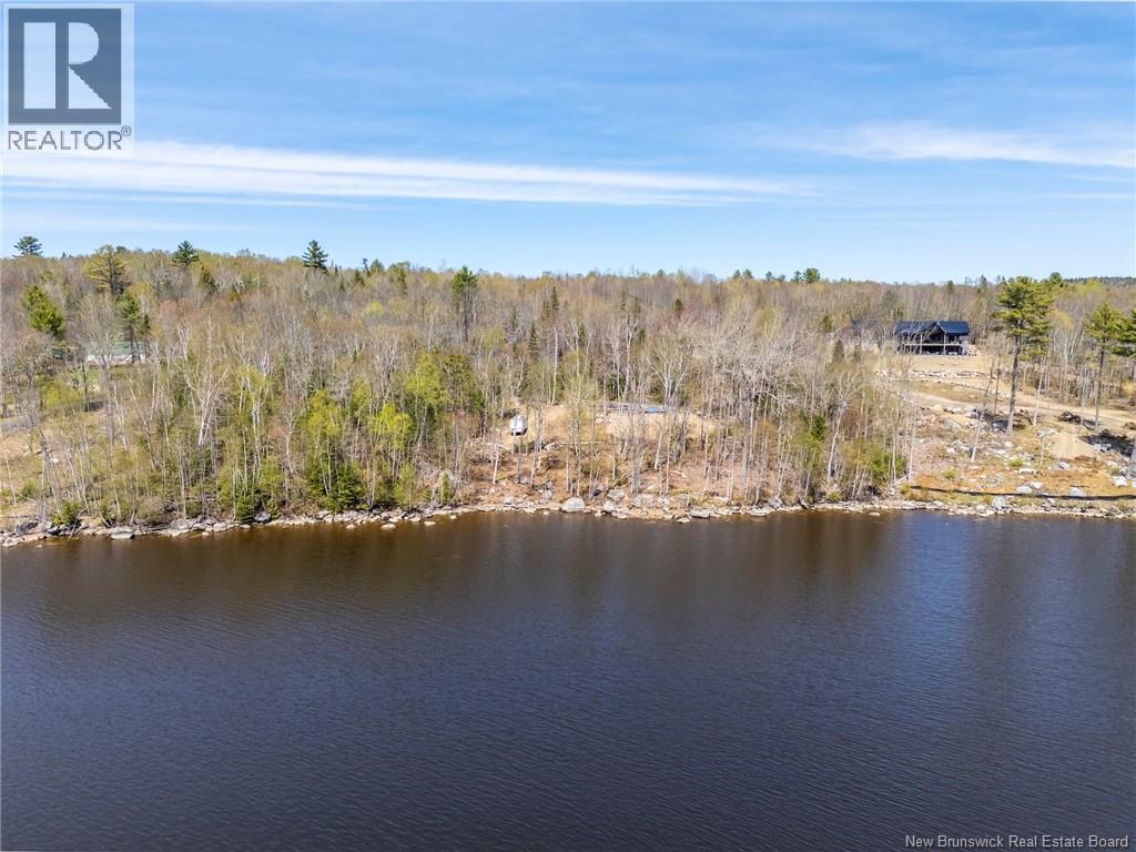 961 Route 105, Southampton, New Brunswick  E6G 1K9 - Photo 10 - NB139481