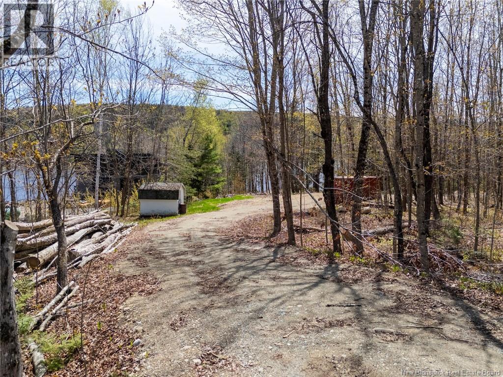 961 Route 105, Southampton, New Brunswick  E6G 1K9 - Photo 16 - NB139481