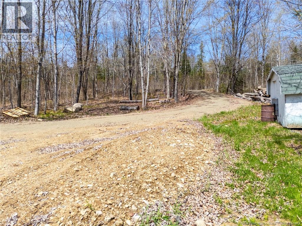 961 Route 105, Southampton, New Brunswick  E6G 1K9 - Photo 18 - NB139481