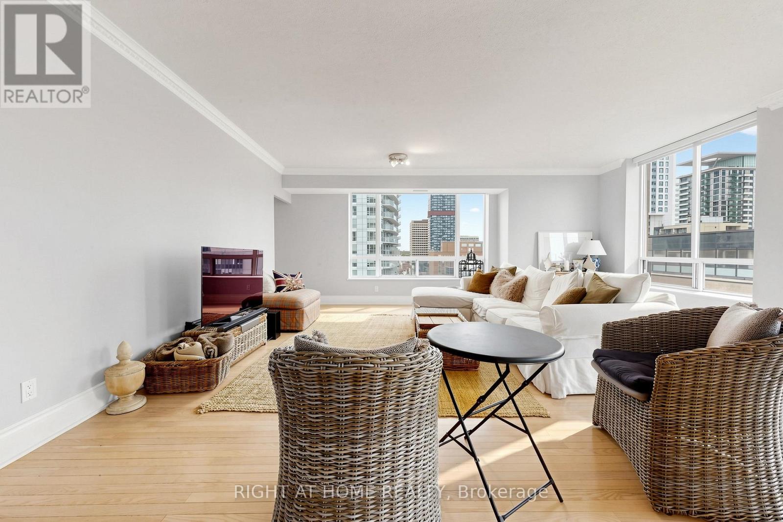Ph4 - 123 Eglinton Avenue E, Toronto, Ontario  M4P 1J2 - Photo 15 - C13132016