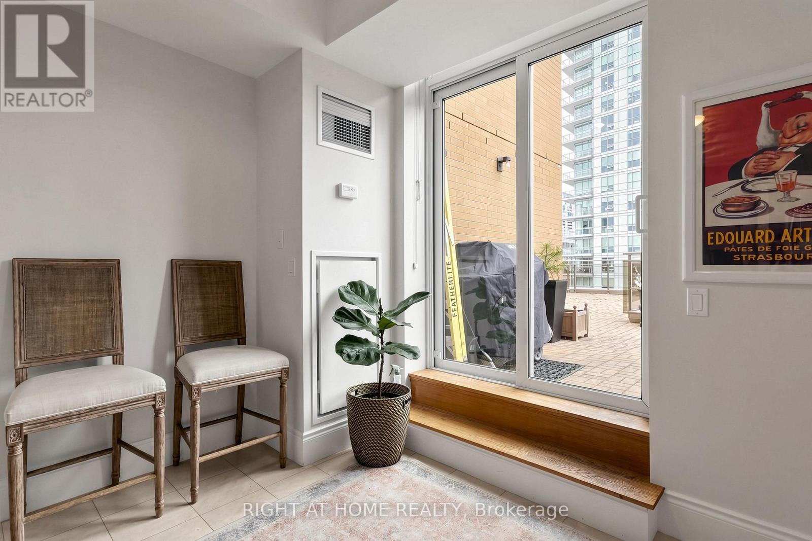 Ph4 - 123 Eglinton Avenue E, Toronto, Ontario  M4P 1J2 - Photo 29 - C13132016